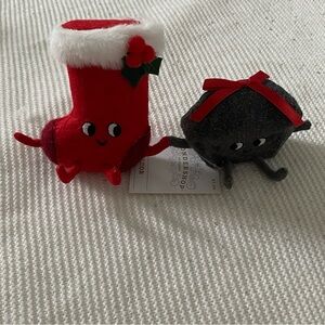 Wondershop felt duo